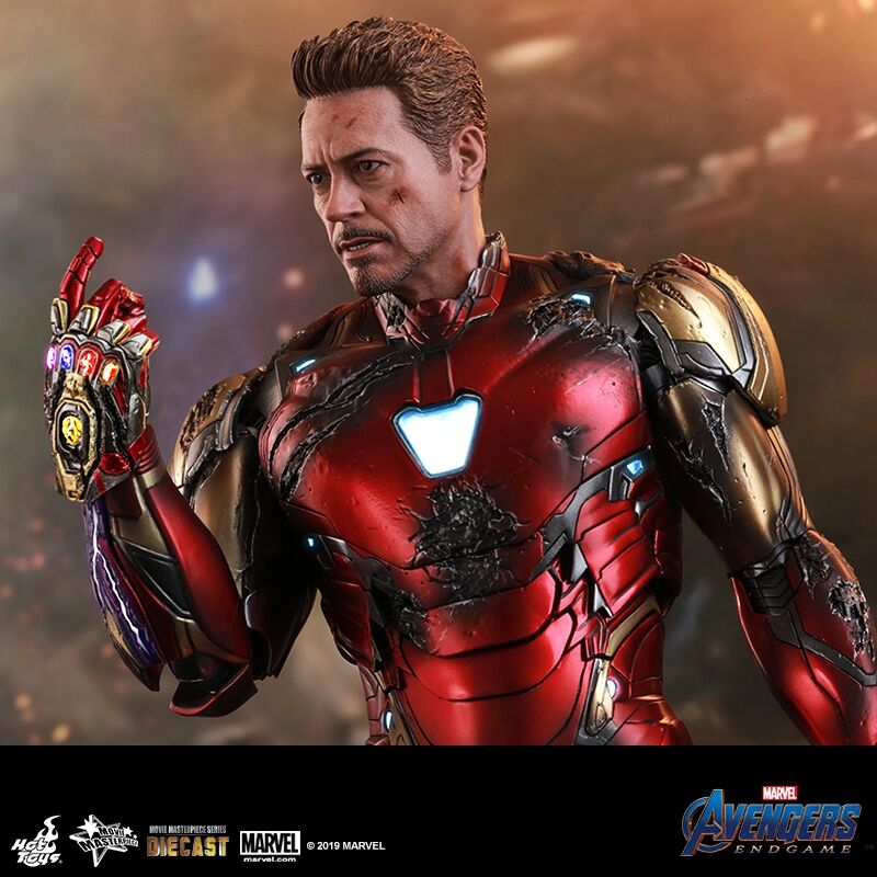 Battle-Worn Brilliance: Hot Toys Iron Man Mk85 Marvel Avengers 4 Battle Damaged Edition - Image 4