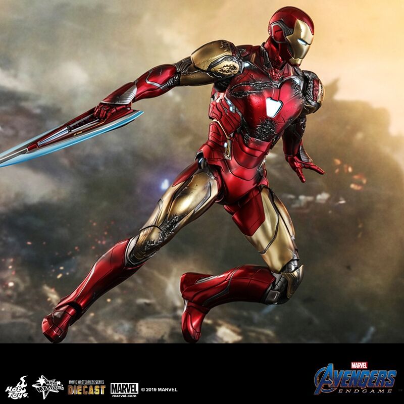 Battle-Worn Brilliance: Hot Toys Iron Man Mk85 Marvel Avengers 4 Battle Damaged Edition - Image 5