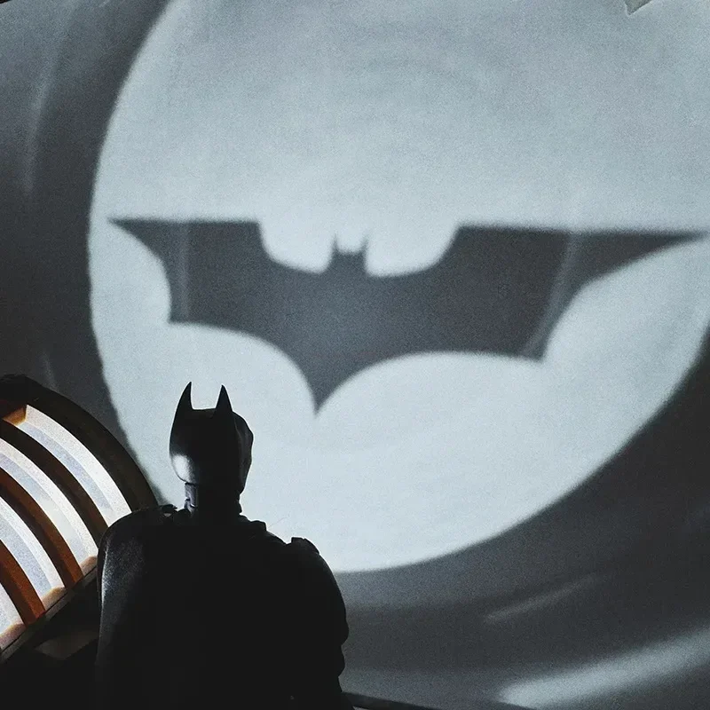 Batman The Dark Knight Trilogy Bat Signal Battle Suit Action Figure - Image 3