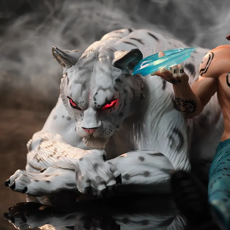 One Piece Trafalgar D. Law Snow Leopard Edition - Image 3