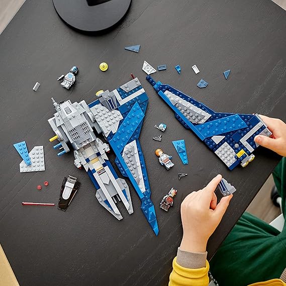 LEGO Star Wars Mandalorian Starfighter 75316 – Awesome Building Kit - Image 3