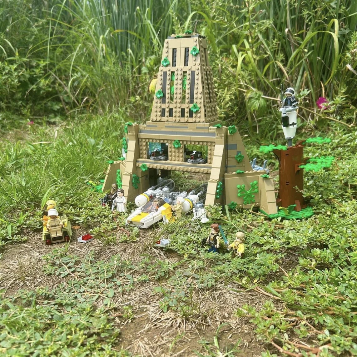 Yavin IV Rebel Base Building Block Set - Image 3