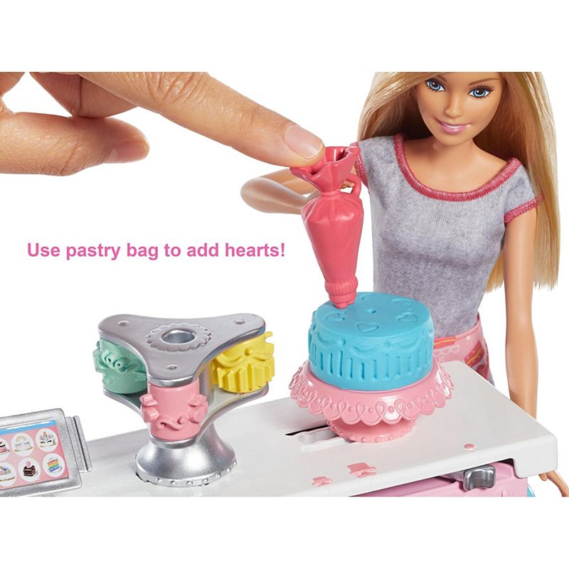 Barbie Cake Decoration Playset - Image 3