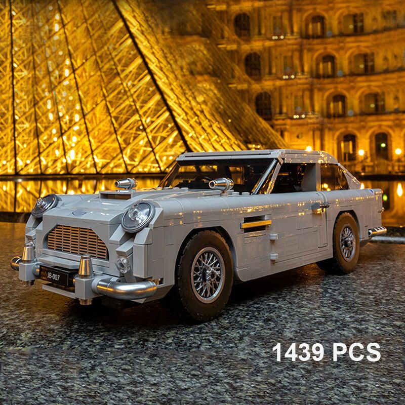 LEGO Technic James Bond DB5 Classic Car 007 Model - Image 4